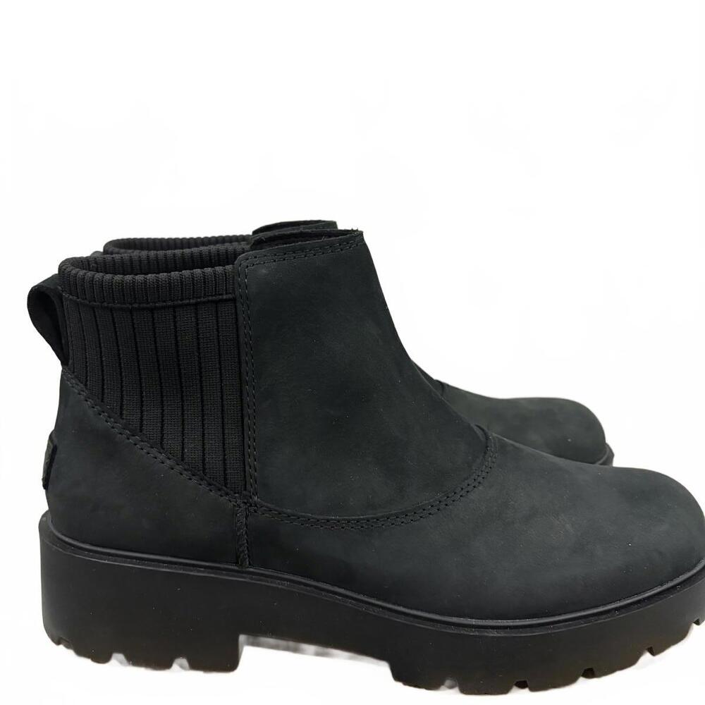 NWT UGG Black Women's Ankle Boots with Chunky Sole US 11